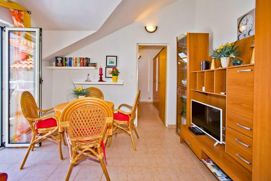 Apartments Jacky Hvar Town Exterior photo