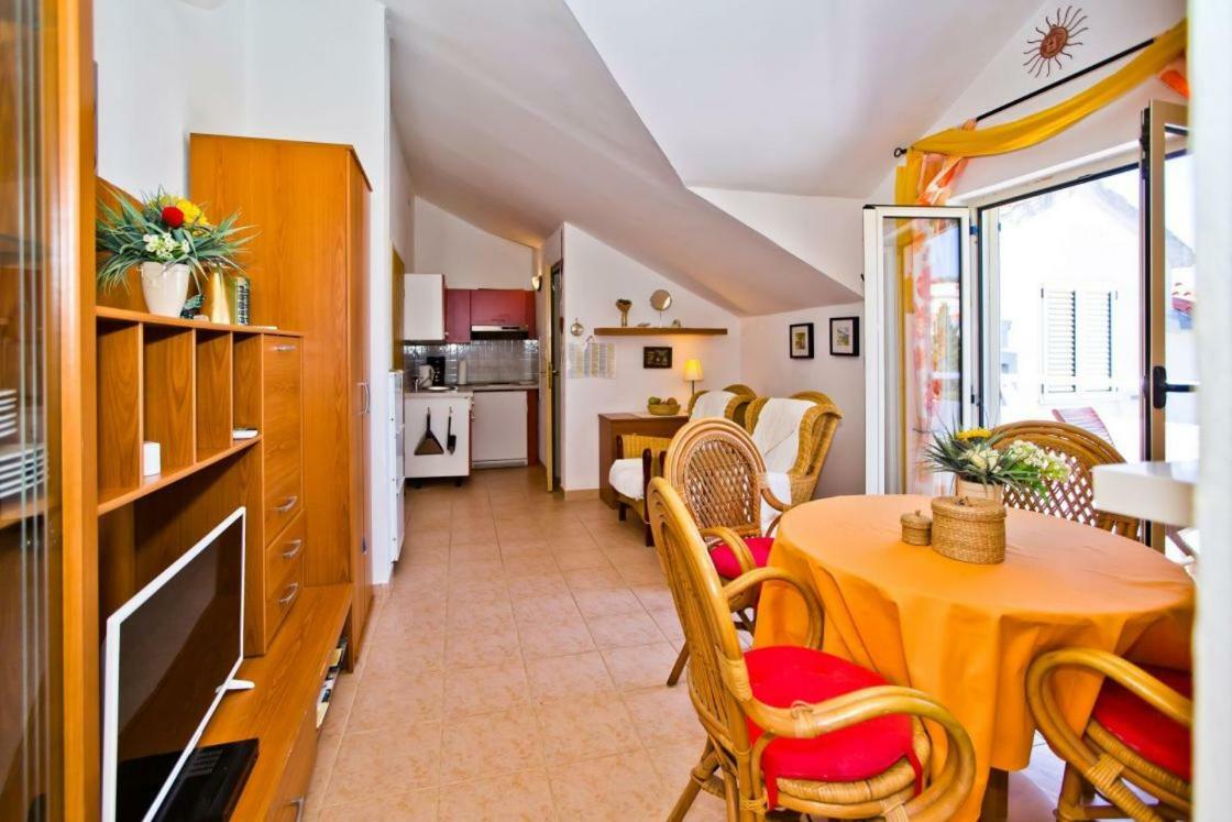 Apartments Jacky Hvar Town Exterior photo